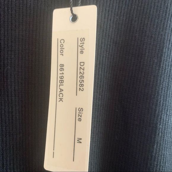 SzM Cable & Gauge Black Long Sleeve Top NWT - Picture 3 of 4